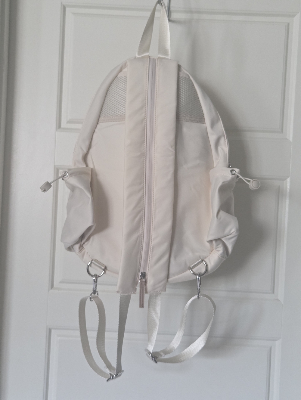 Quilted Cream Tennis Racket Backpack - Picture 3 of 12